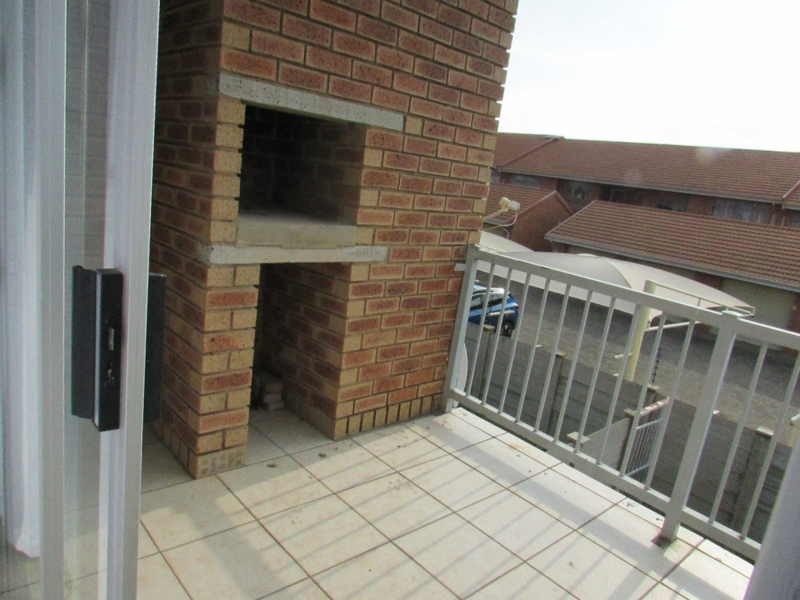 2 Bedroom Property for Sale in Pellissier Free State